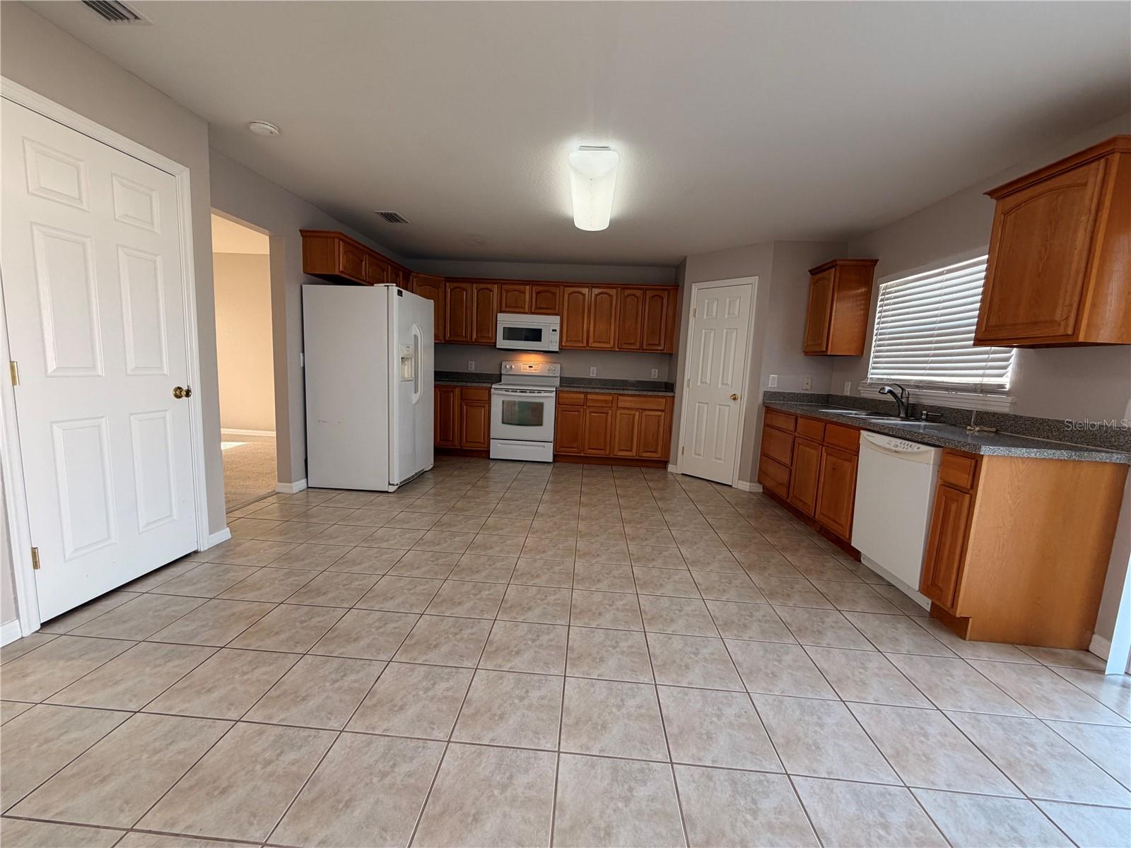 SAVANNAH ESTATES - Residential