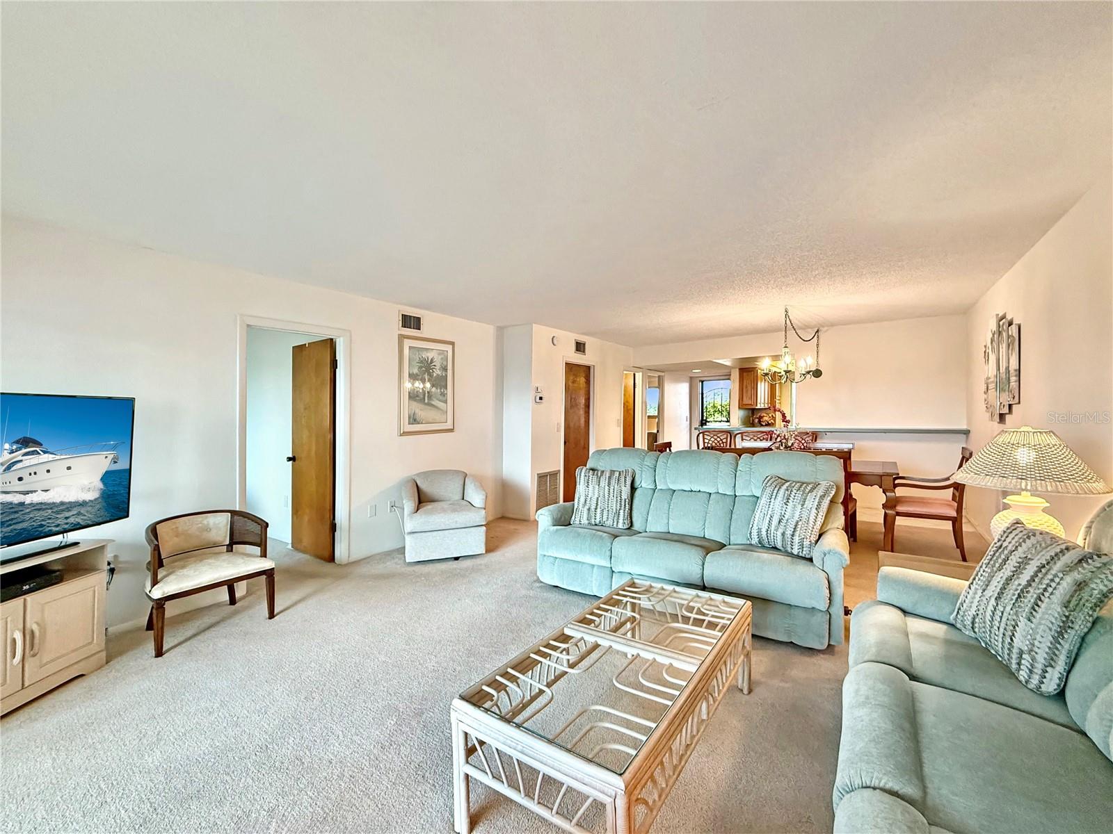 THE WATERWAY PH II - Residential