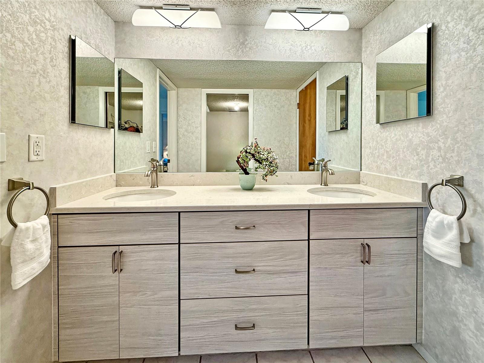 THE WATERWAY PH II - Residential