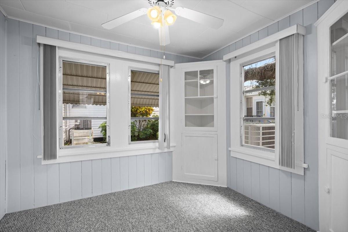 BRADEN CASTLE PARK - Residential