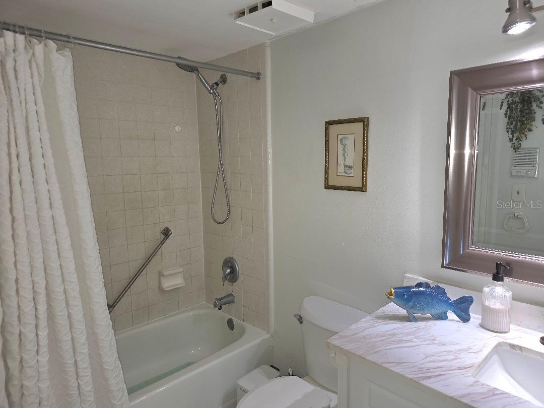 PINE RIDGE AT LAKE TARPON VILLAGE - Residential Lease