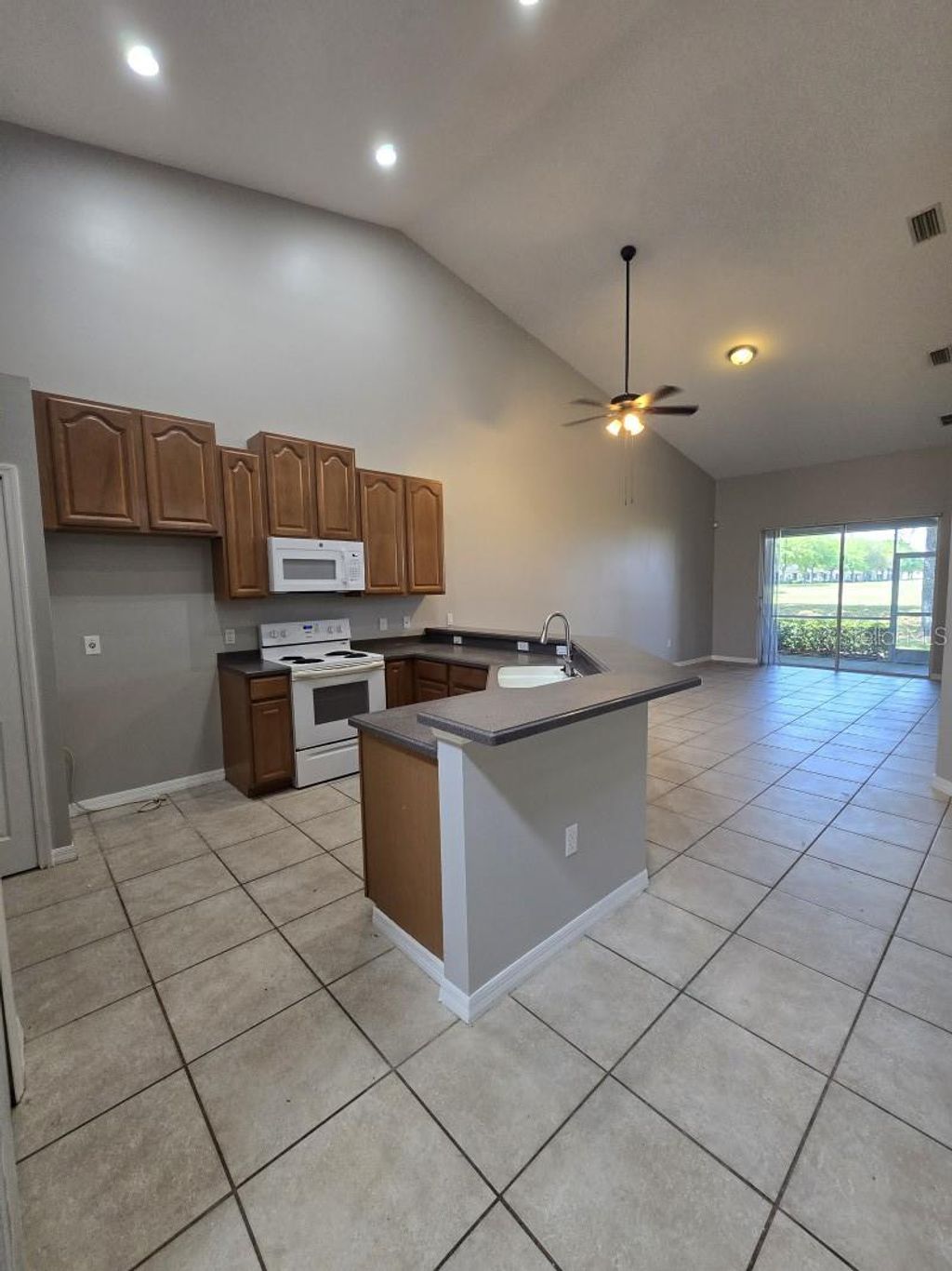 Photo of 2642 Rutledge Court, Winter Haven, FL 33884 (MLS # A4688023)