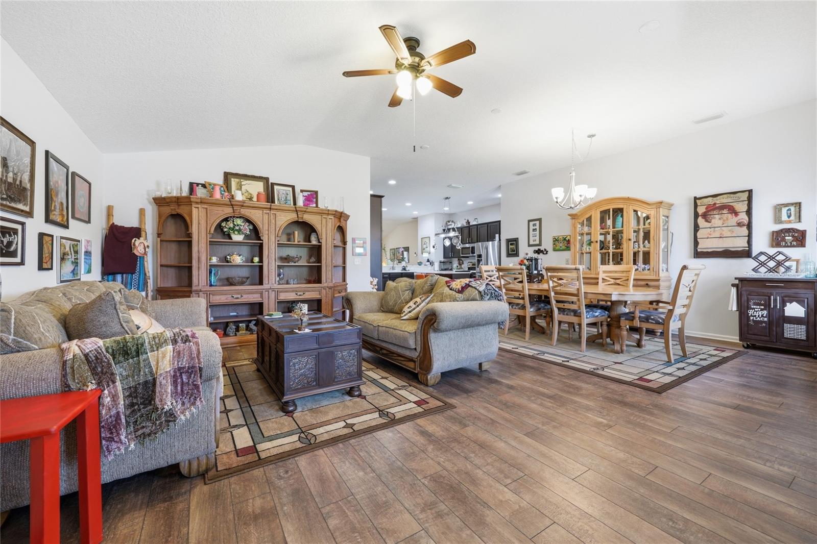 8279 NW 53RD STREET