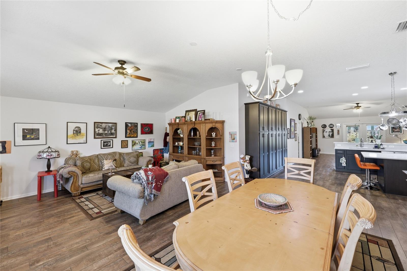 8279 NW 53RD STREET