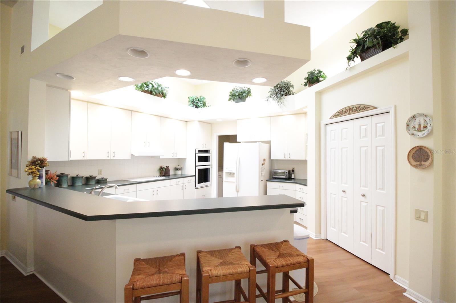 HUNTINGTON PH III - Residential