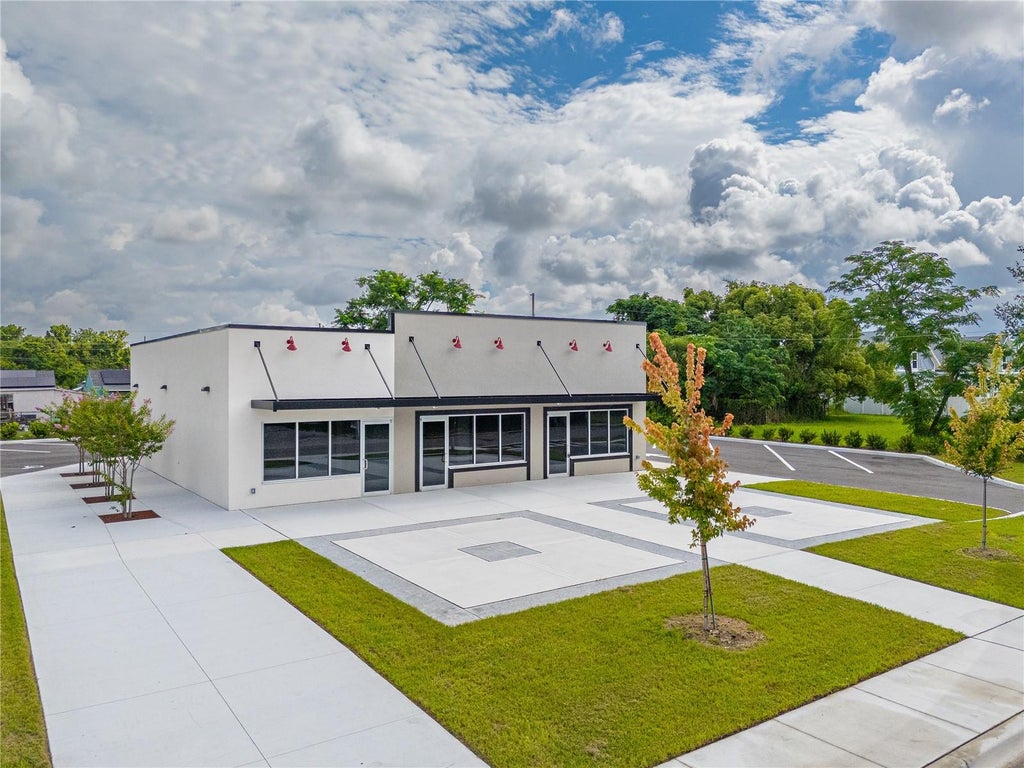 Photo of 215 Center Street #227, Winter Garden, FL 34787 (MLS # O6415984)