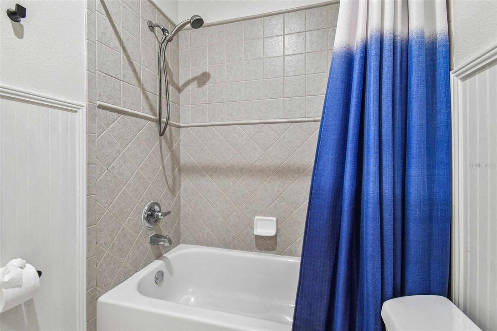 BELLA VISTA - Residential