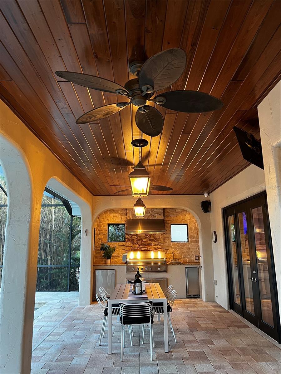 BELLA VISTA - Residential