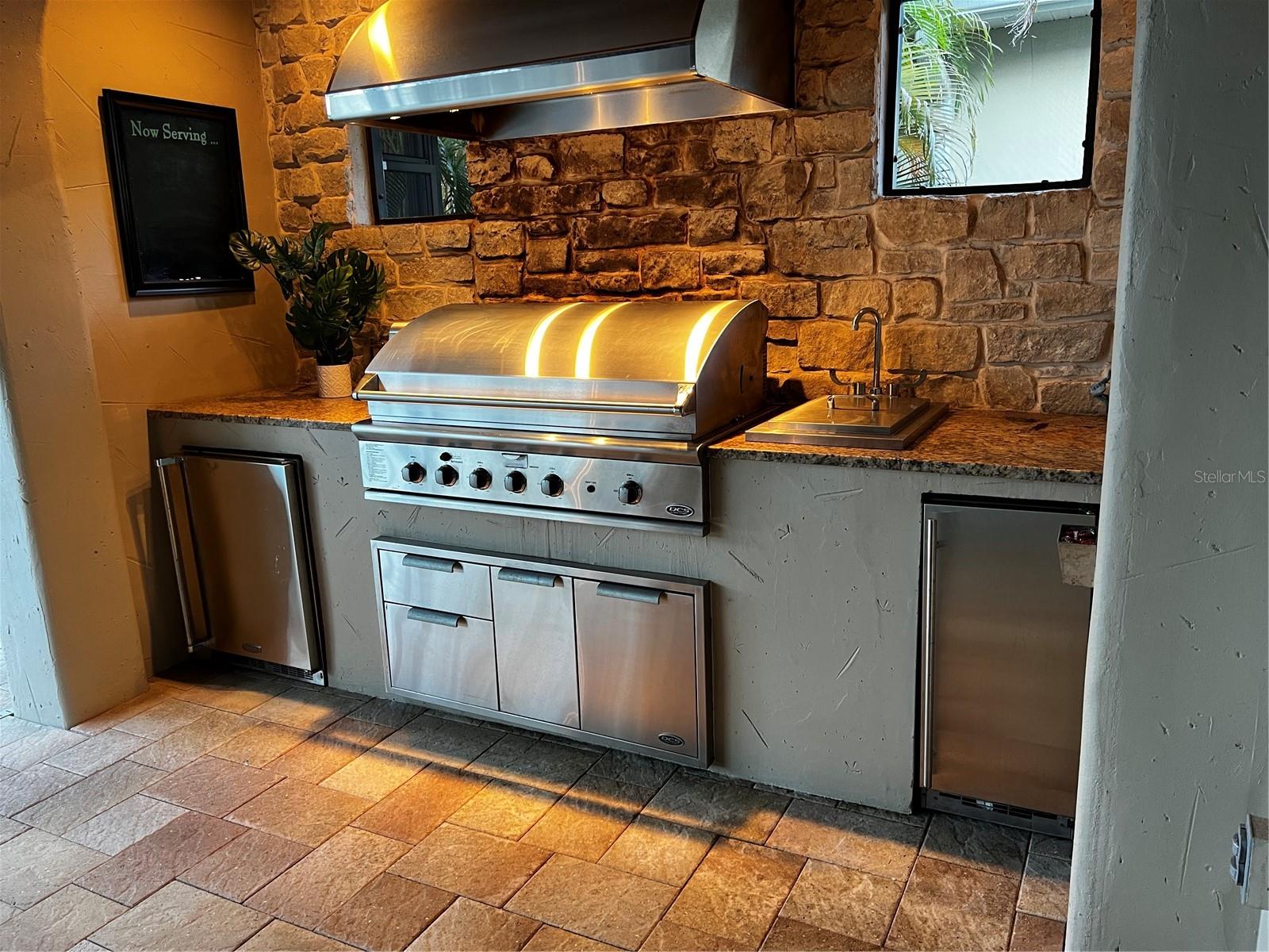 BELLA VISTA - Residential