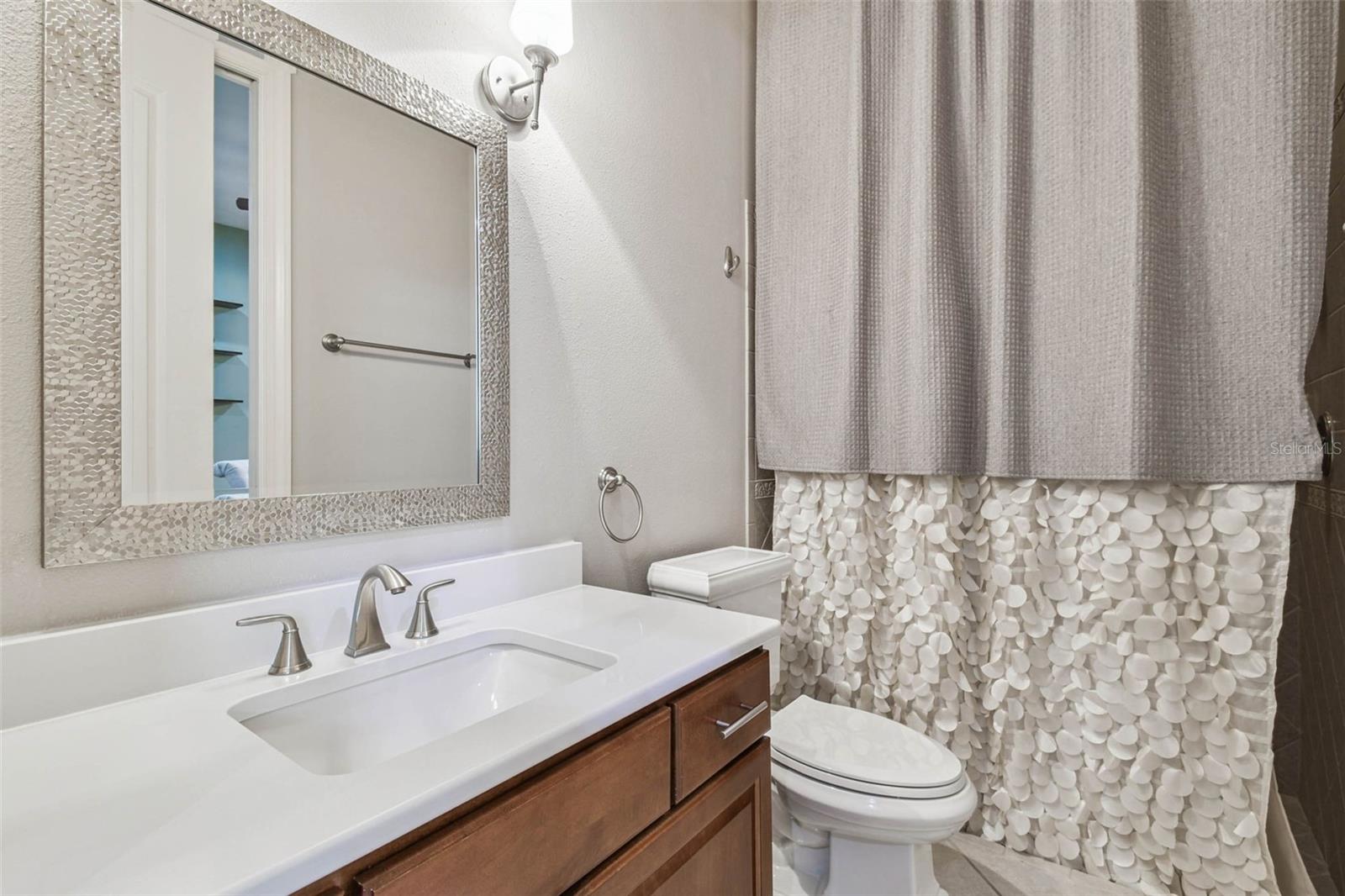 BELLA VISTA - Residential