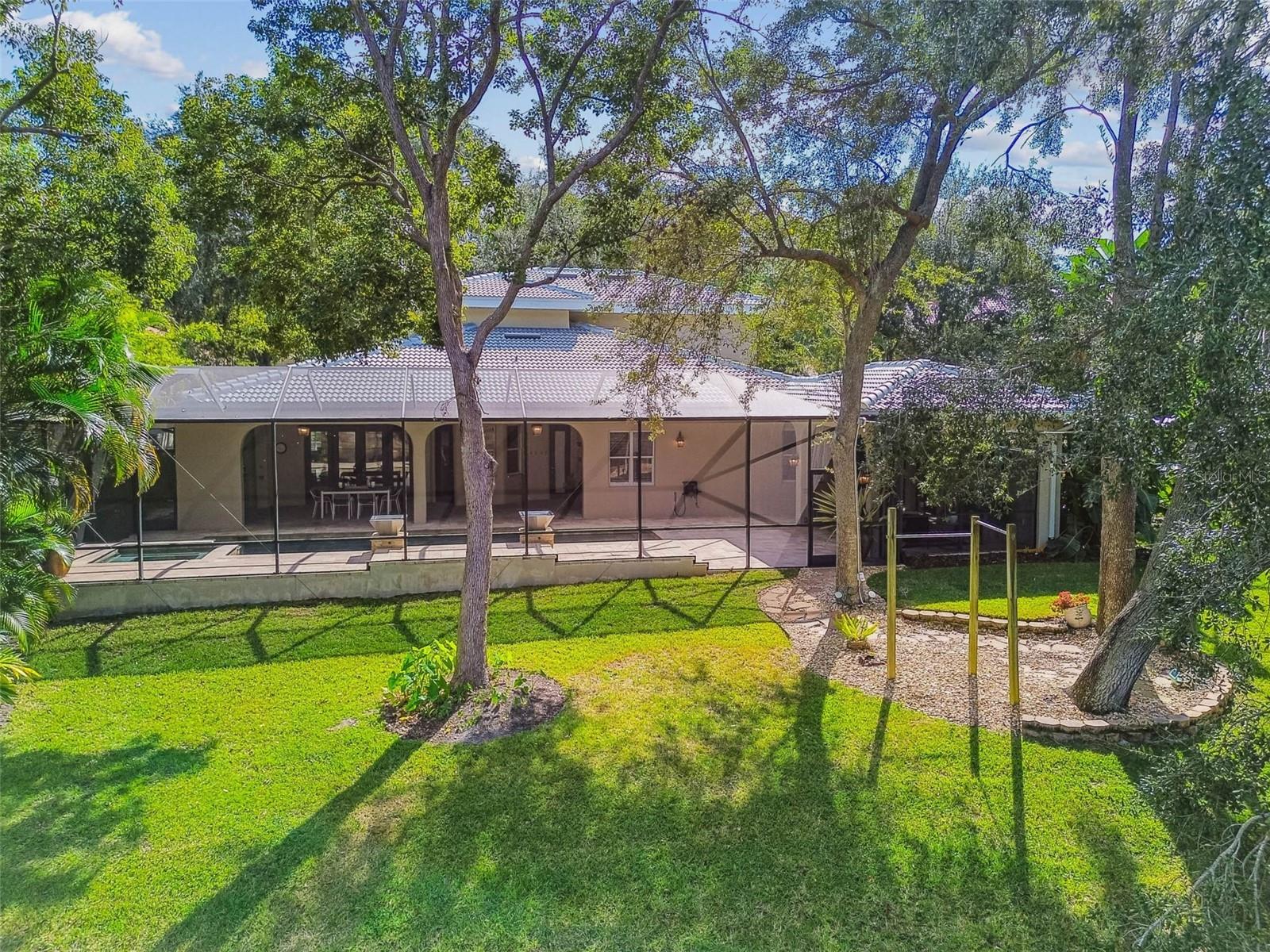 BELLA VISTA - Residential