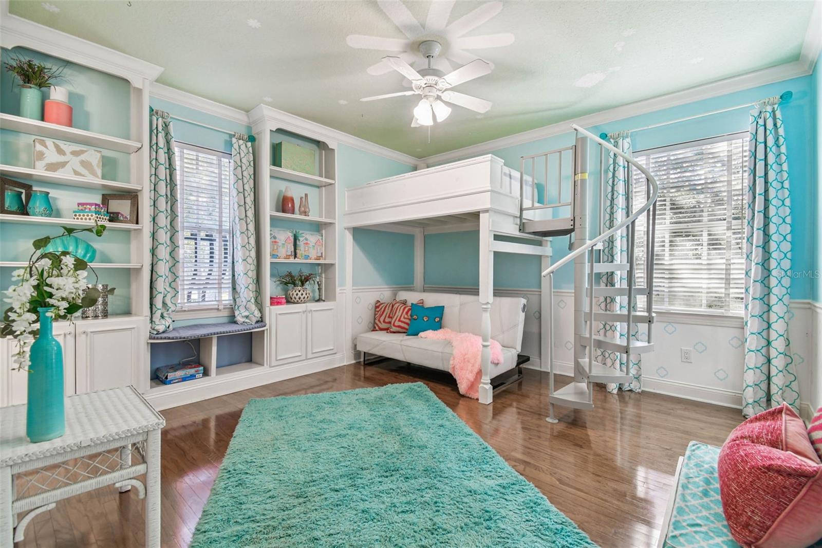 BELLA VISTA - Residential