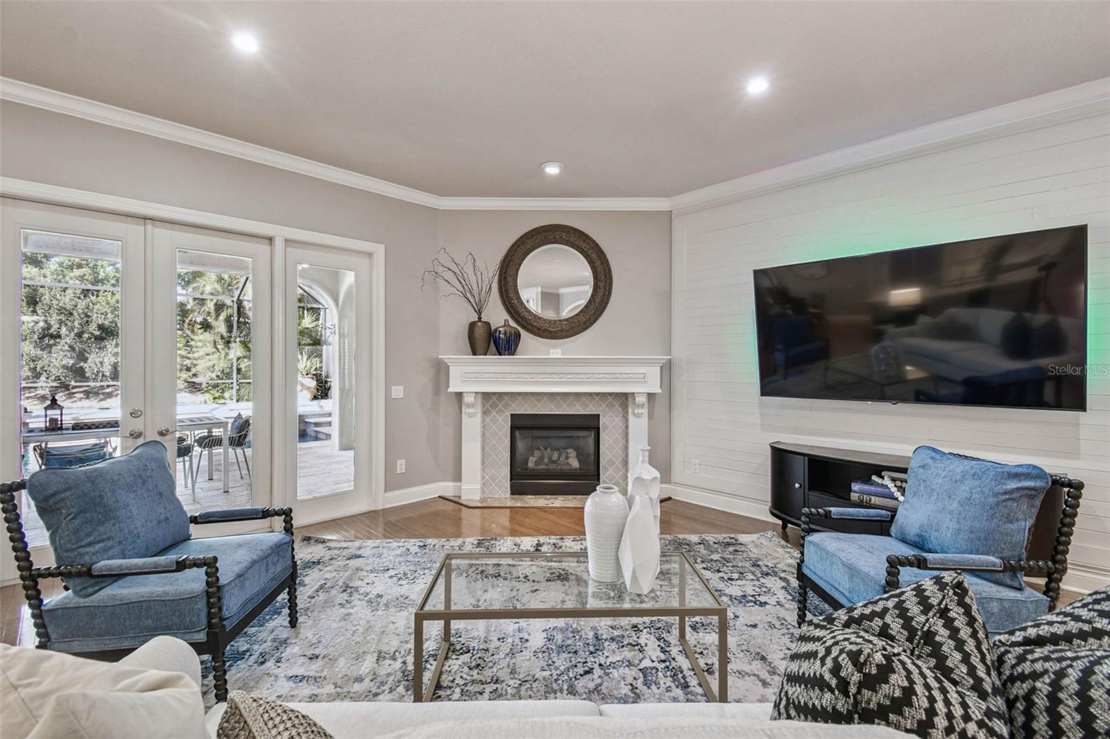 BELLA VISTA - Residential