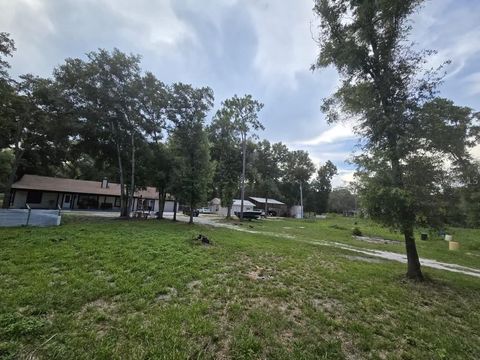 A home in BUSHNELL