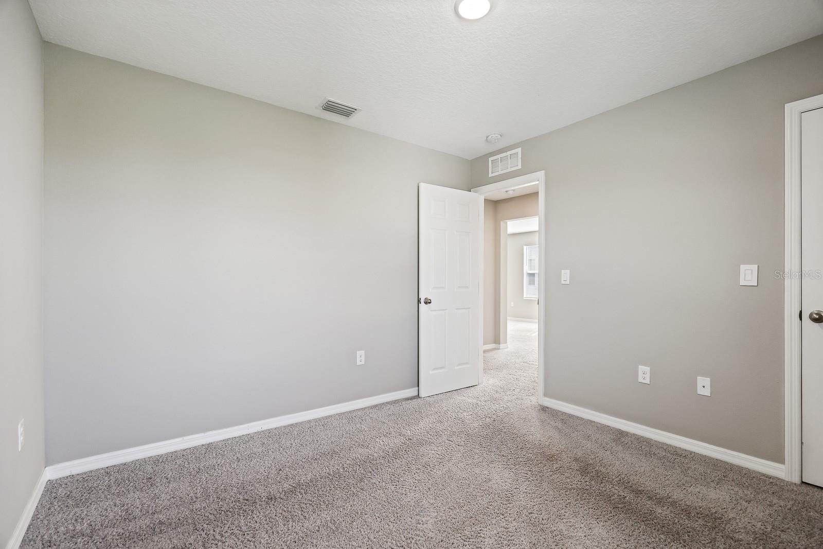 TRIPLE CRK VILLAGE M-1 - Residential Lease