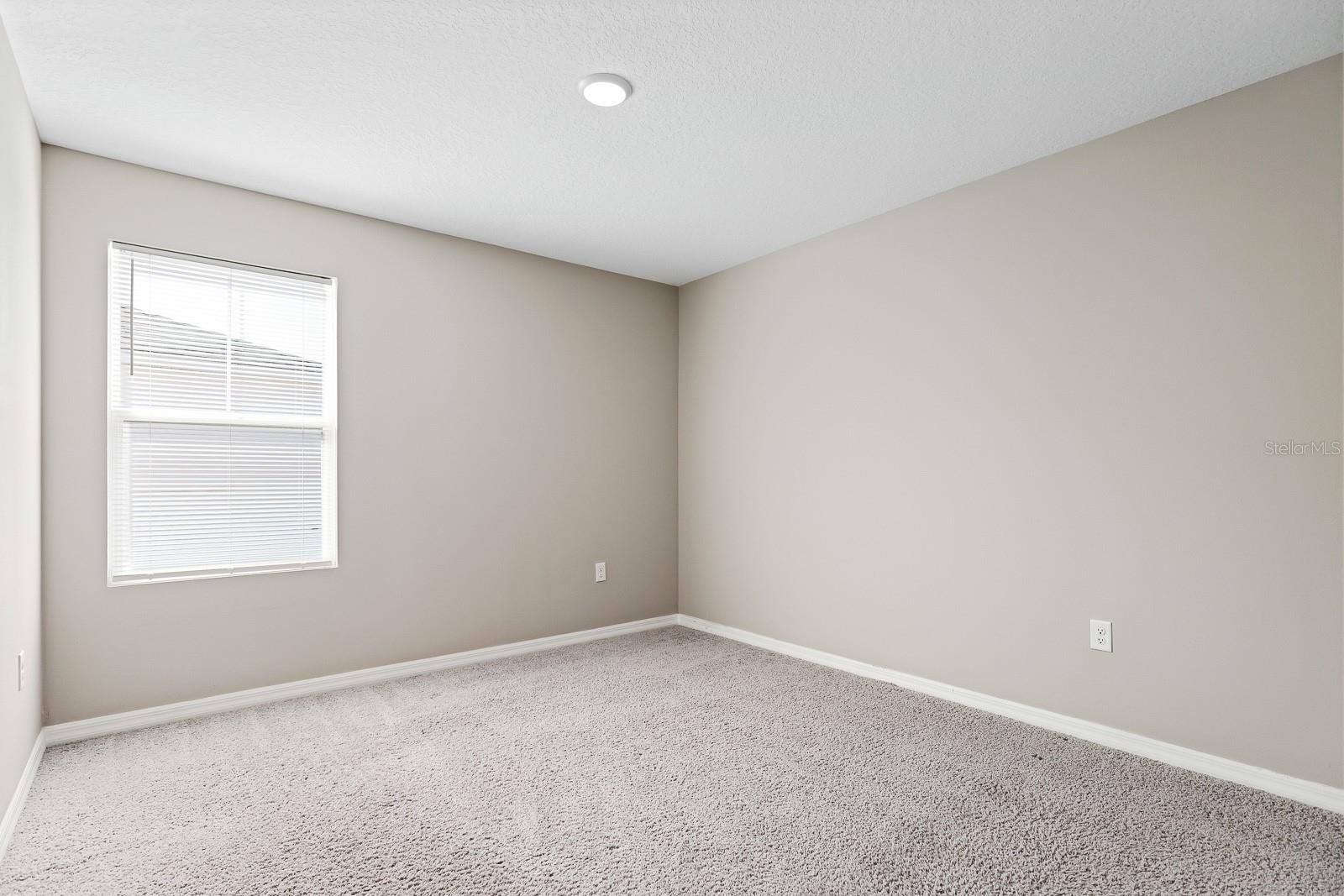 TRIPLE CRK VILLAGE M-1 - Residential Lease