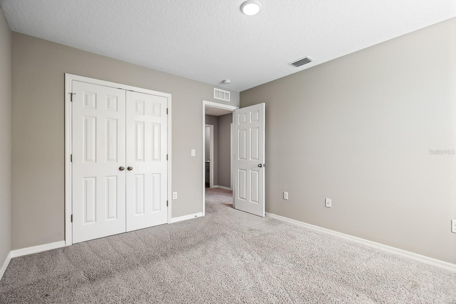 TRIPLE CRK VILLAGE M-1 - Residential Lease