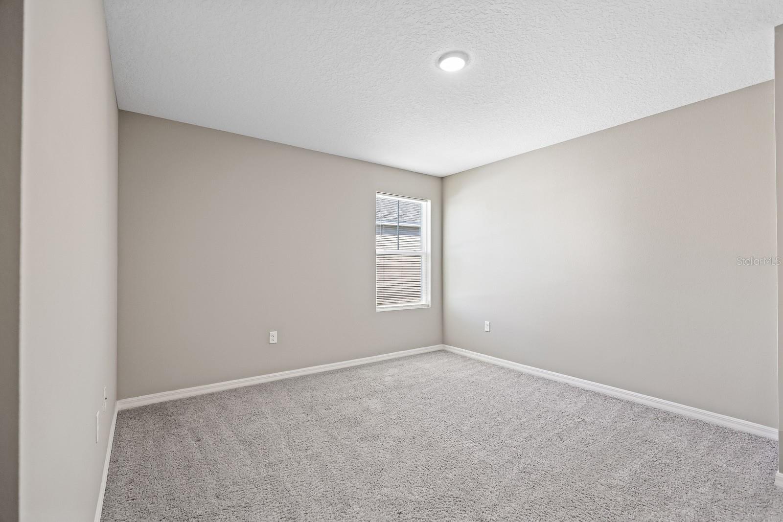 TRIPLE CRK VILLAGE M-1 - Residential Lease