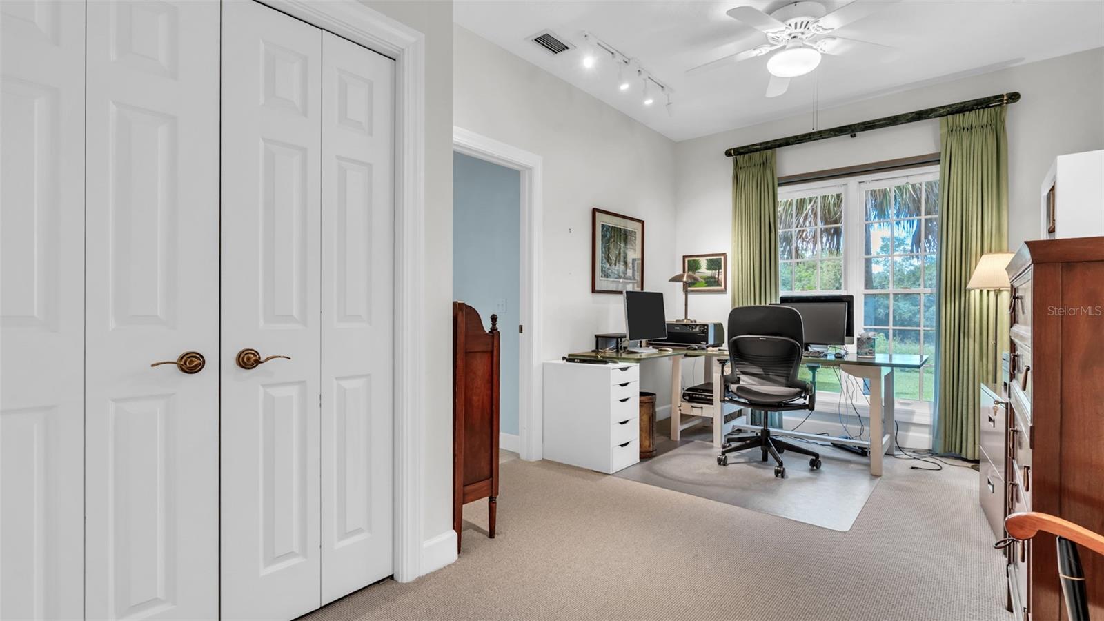 MOUNTAIN LAKE UNREC - Residential