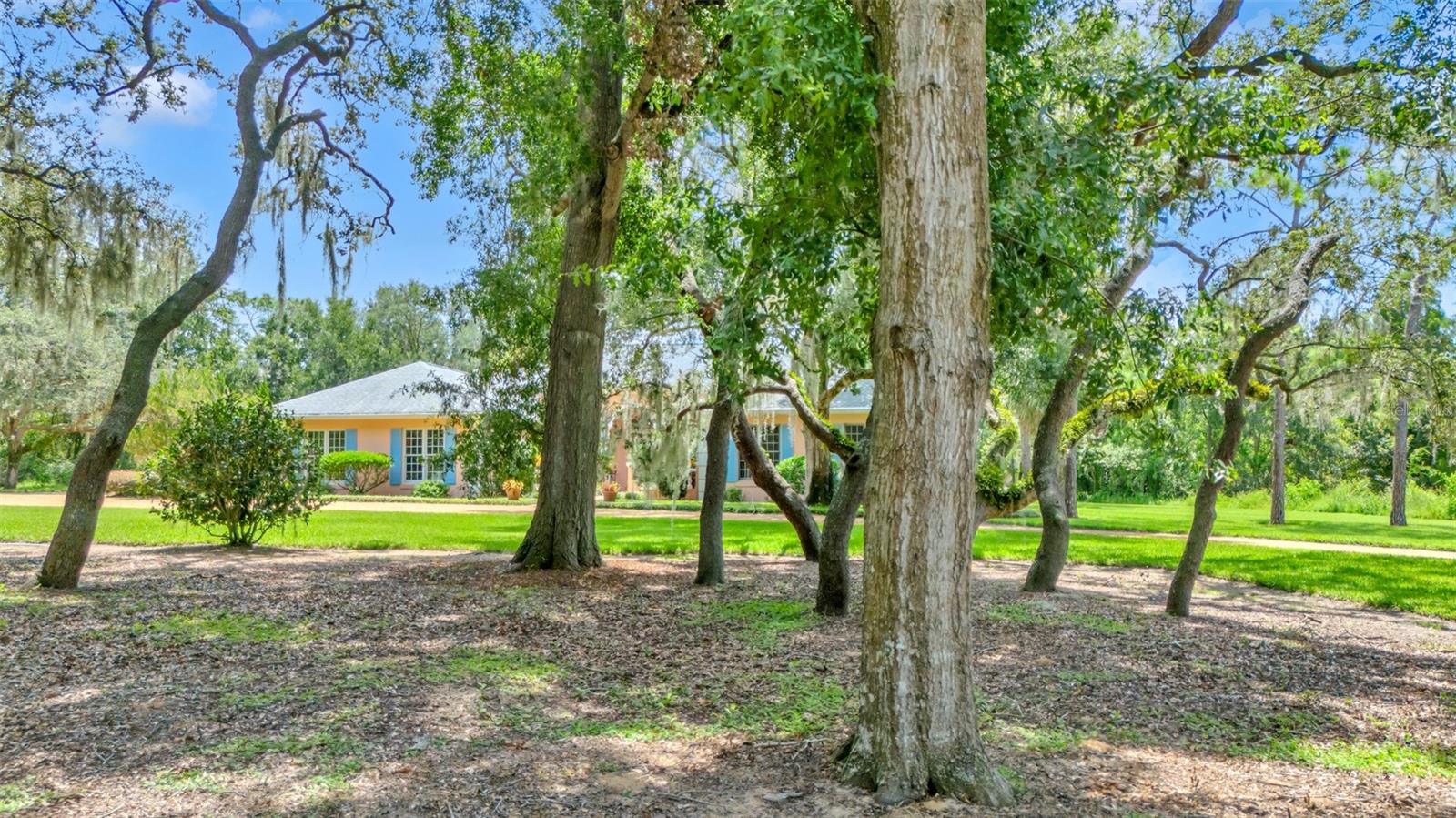 MOUNTAIN LAKE UNREC - Residential