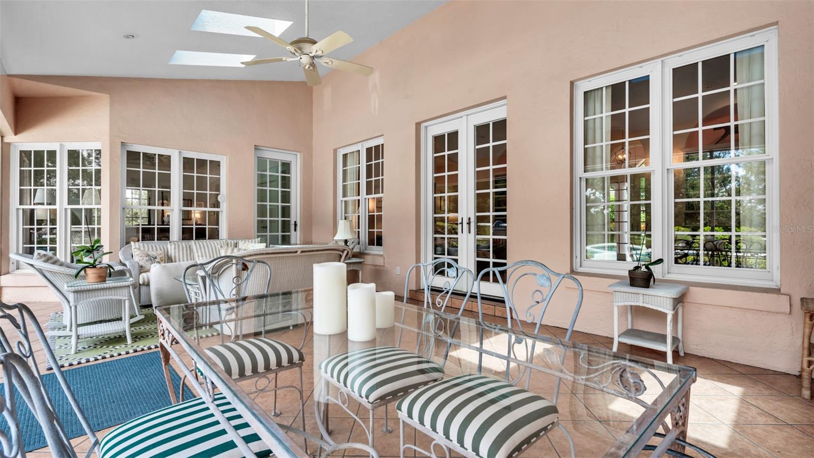 MOUNTAIN LAKE UNREC - Residential