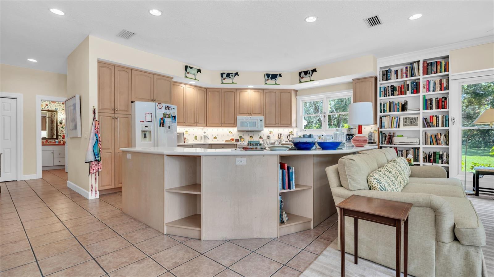 MOUNTAIN LAKE UNREC - Residential