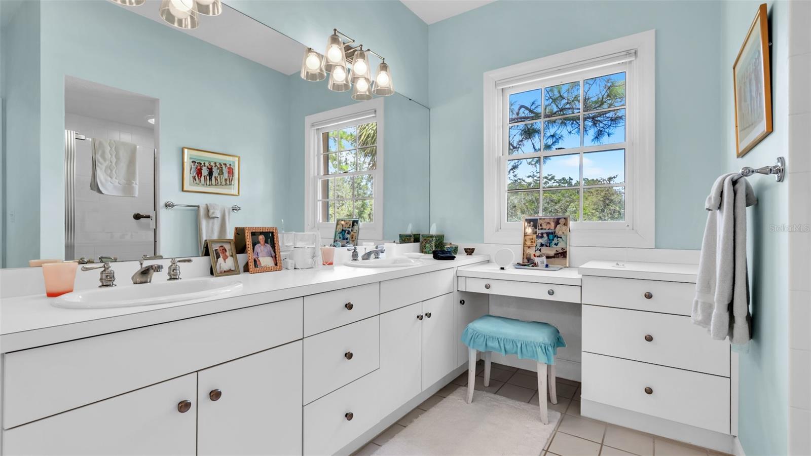 MOUNTAIN LAKE UNREC - Residential