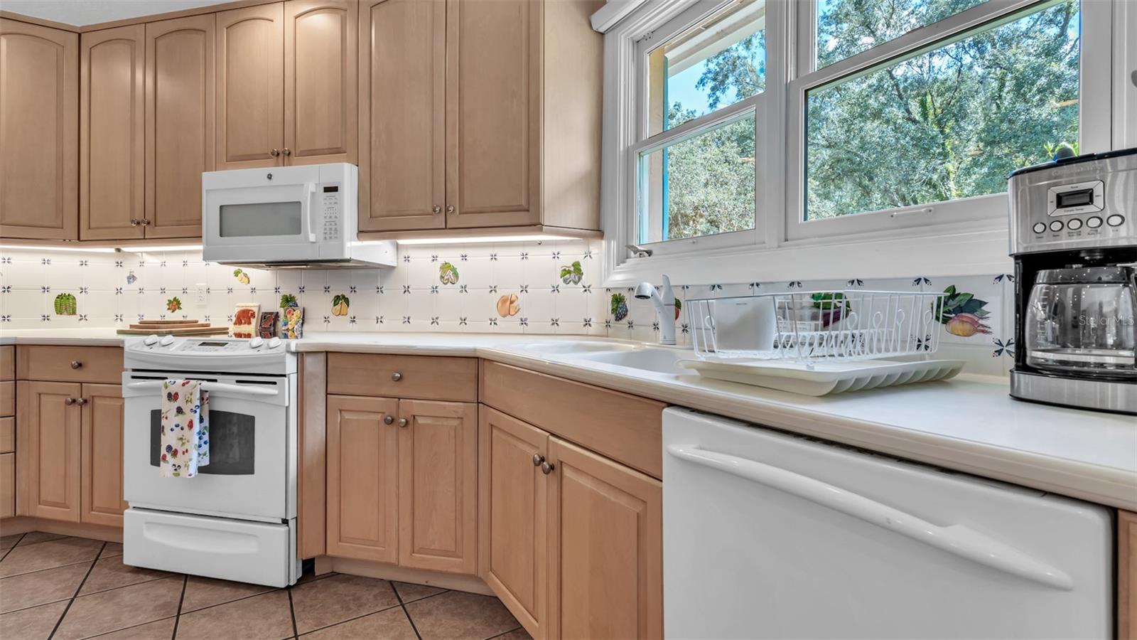 MOUNTAIN LAKE UNREC - Residential