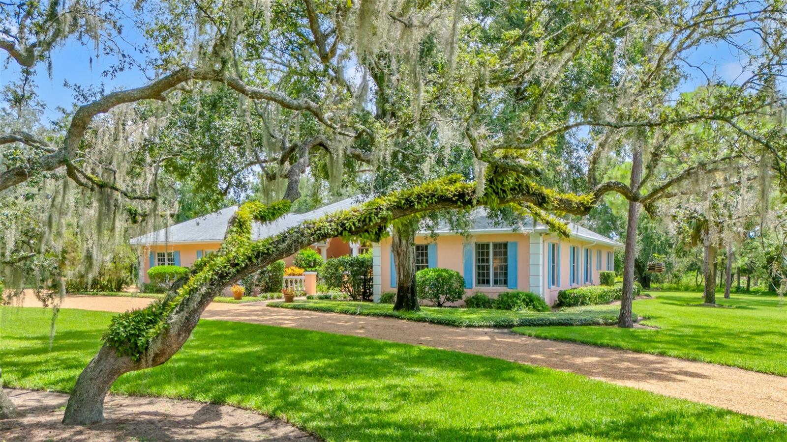 MOUNTAIN LAKE UNREC - Residential