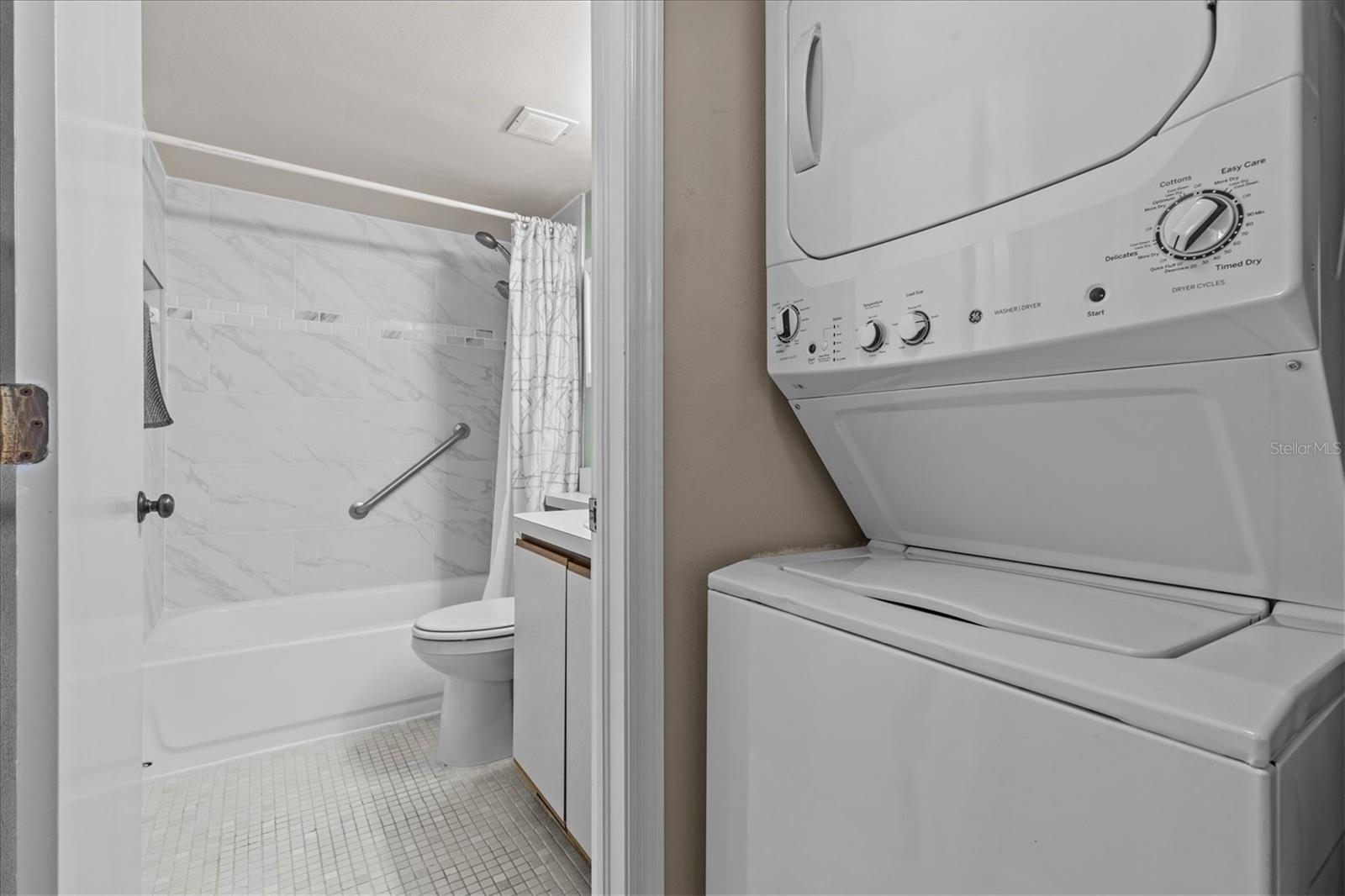 HEATHER COVE NEW PORT - Residential Lease