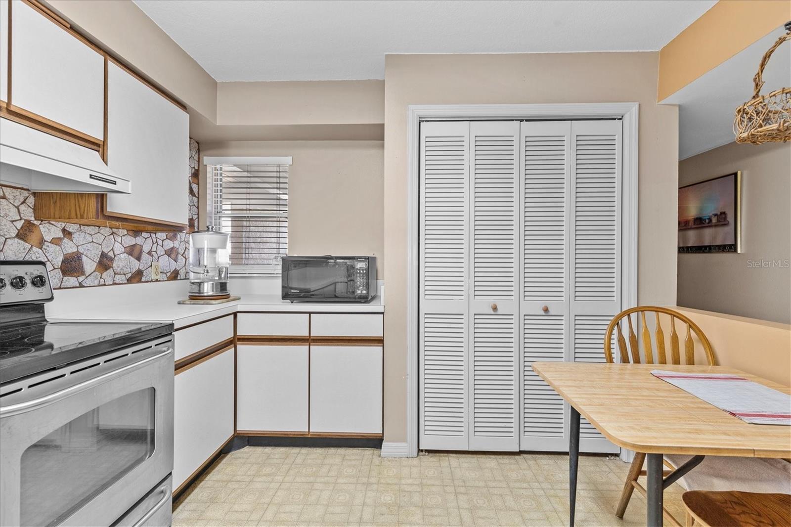 HEATHER COVE NEW PORT - Residential Lease