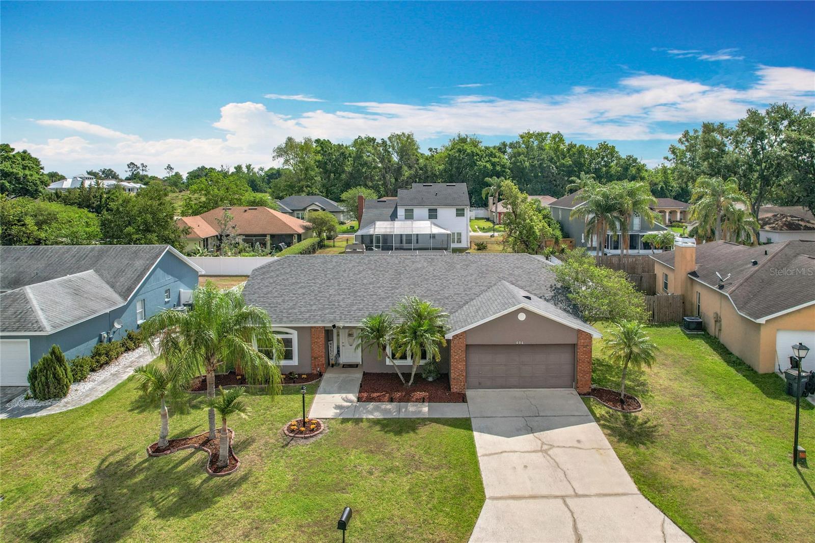 606 JESSANDA CIRCLE