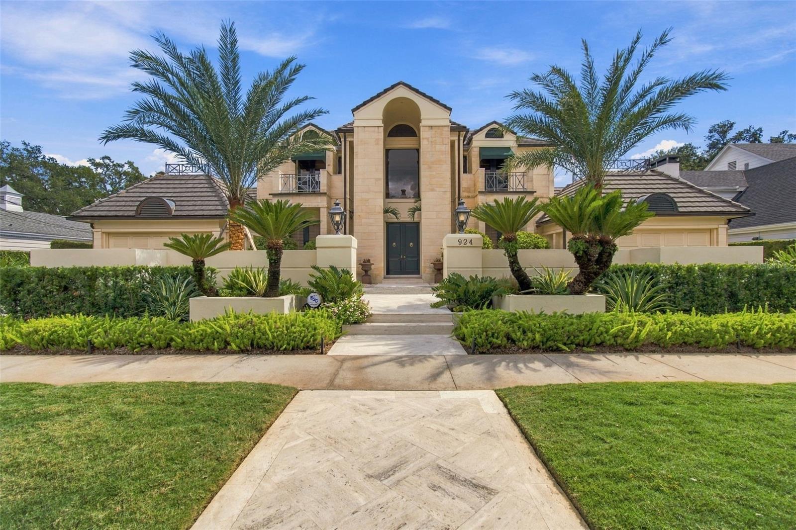 924 S Golf View Street, Tampa