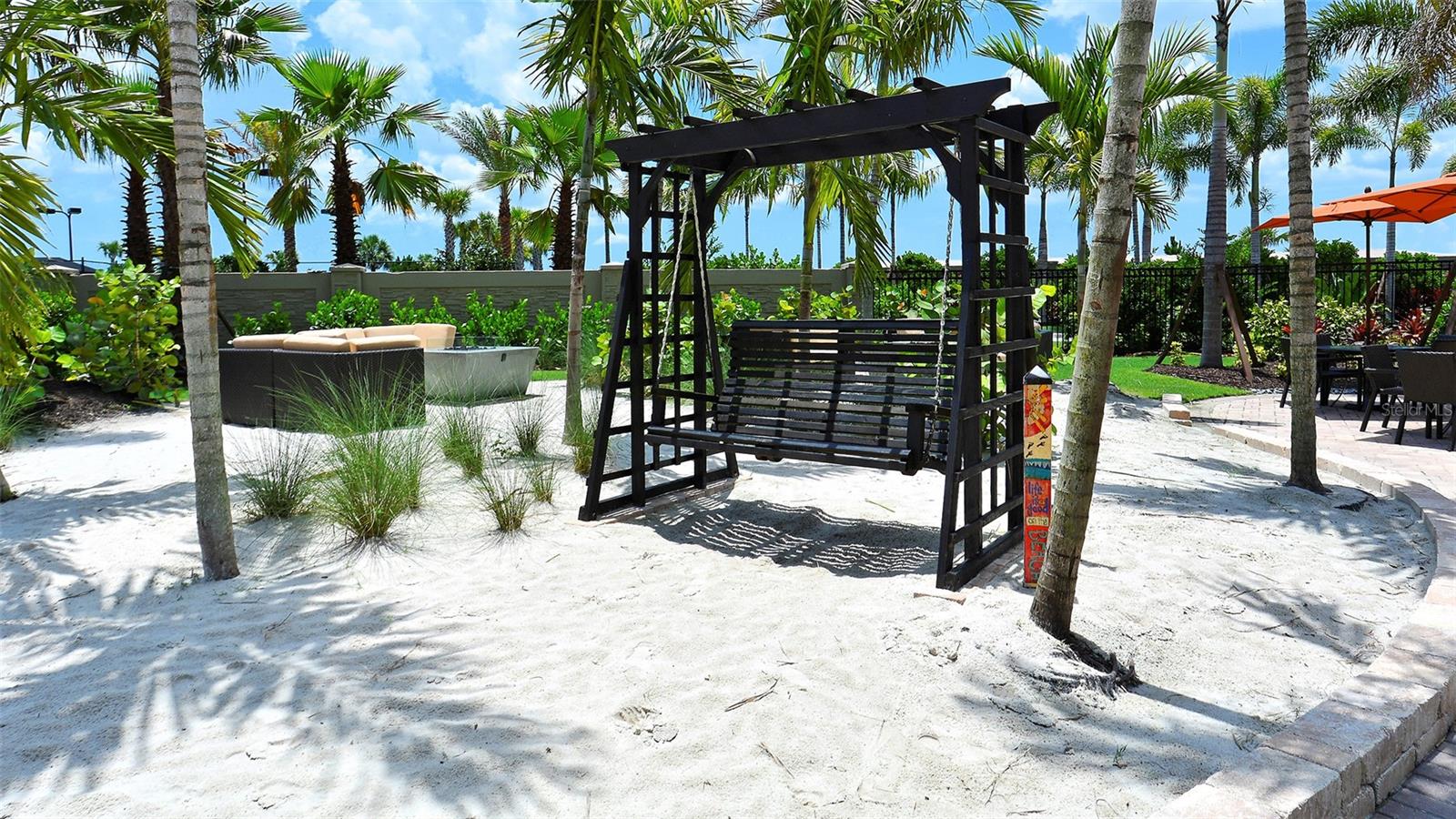 ESPLANADE PH III SUBPHASES E, G & H - Residential Lease