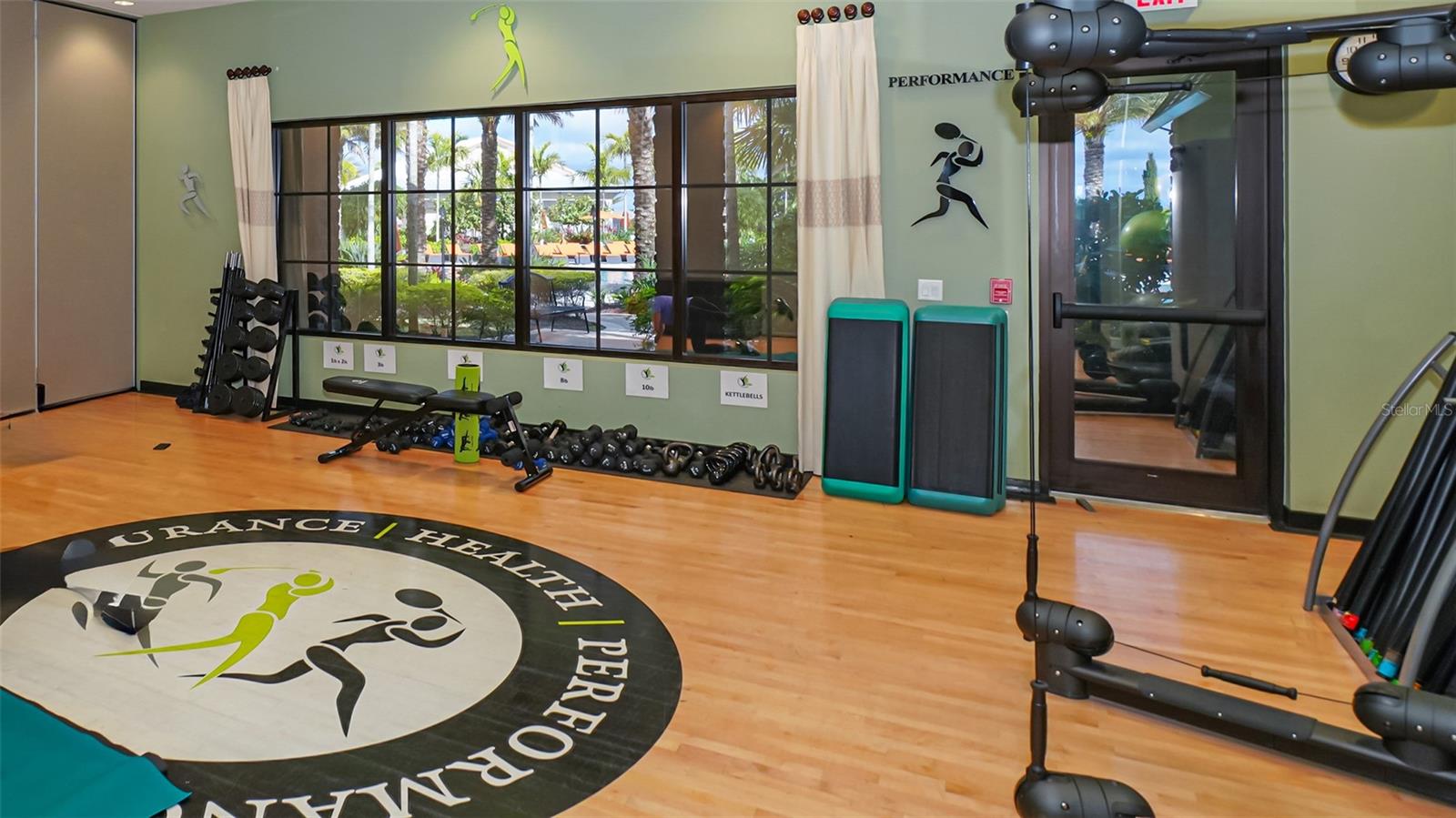 ESPLANADE PH III SUBPHASES E, G & H - Residential Lease