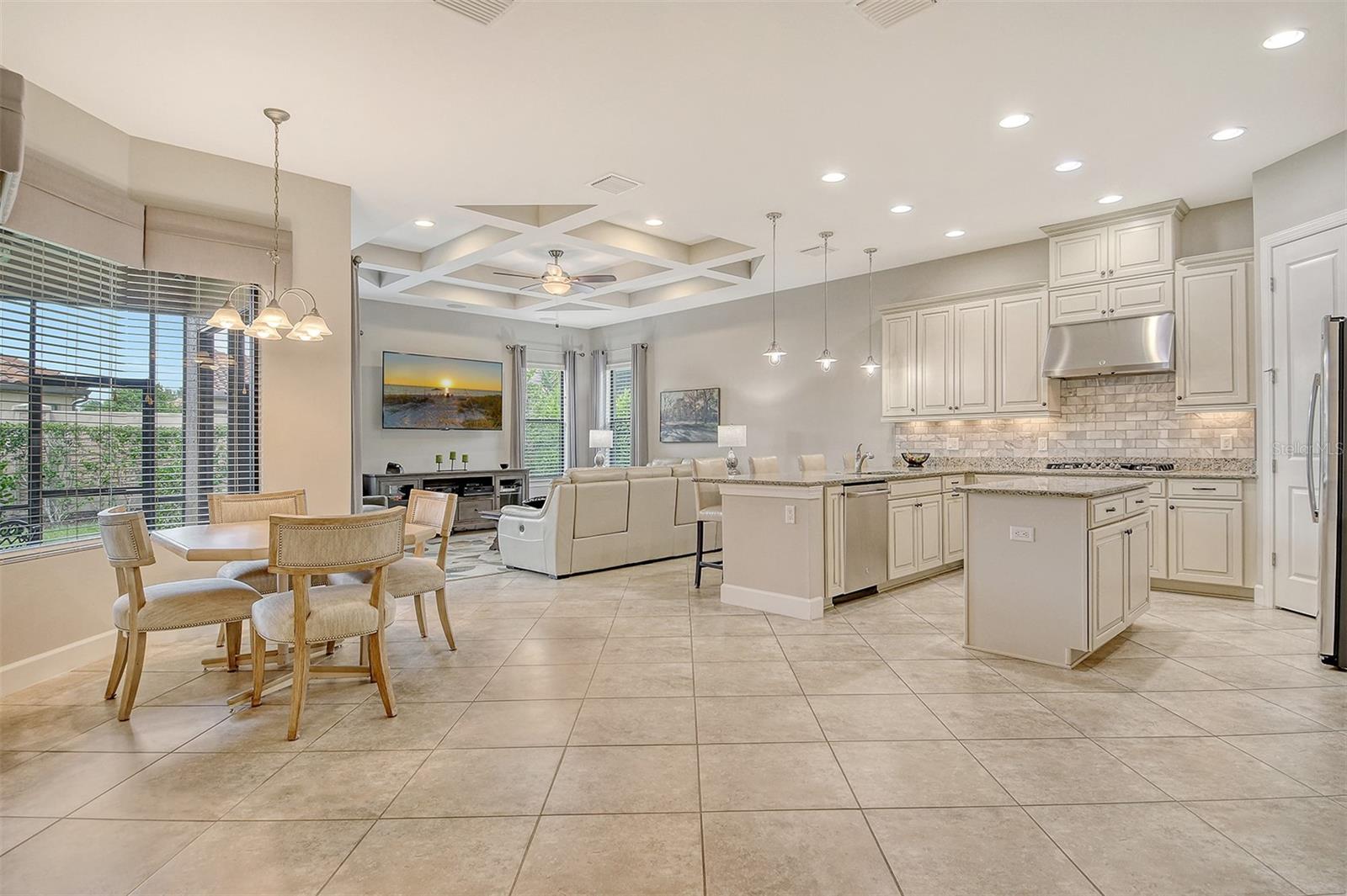 ESPLANADE PH III SUBPHASES E, G & H - Residential Lease