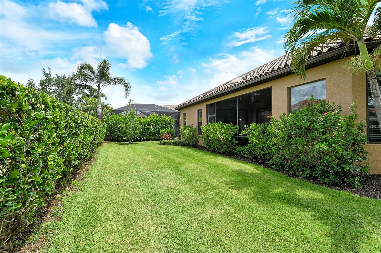 ESPLANADE PH III SUBPHASES E, G & H - Residential Lease