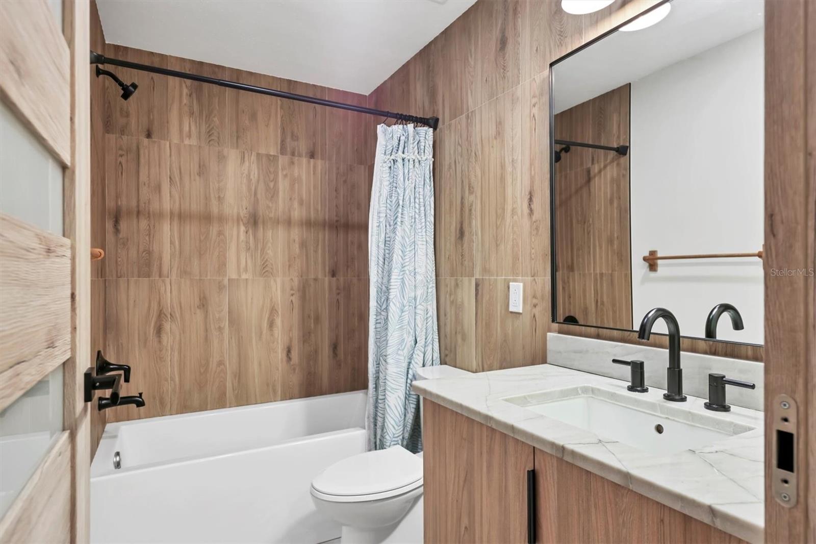 HIDDEN OAKS NORTH - Residential