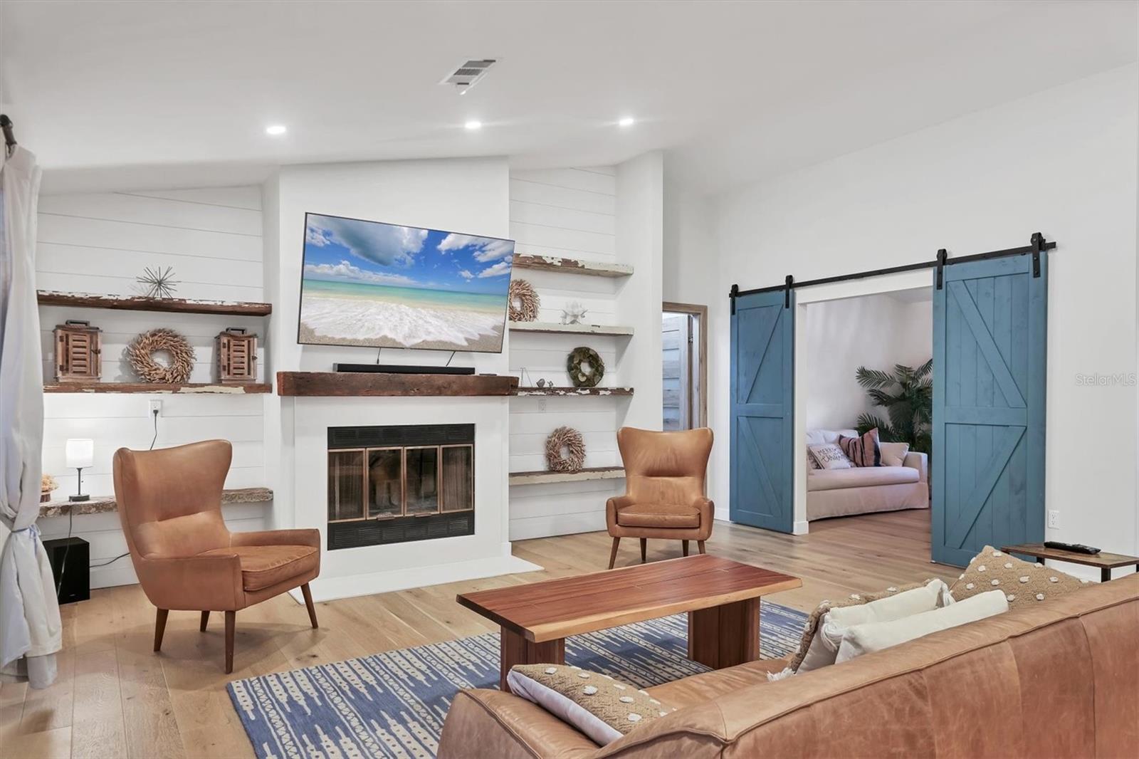 HIDDEN OAKS NORTH - Residential