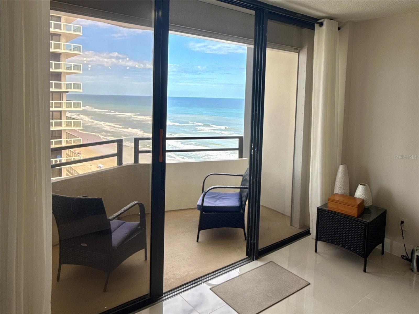 OCEAN RITZ CONDO UNIT 01 - Residential