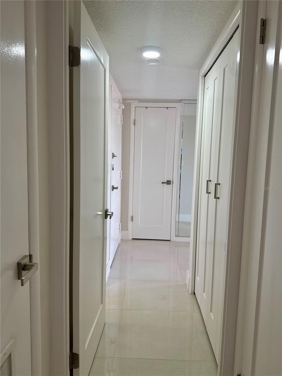 OCEAN RITZ CONDO UNIT 01 - Residential