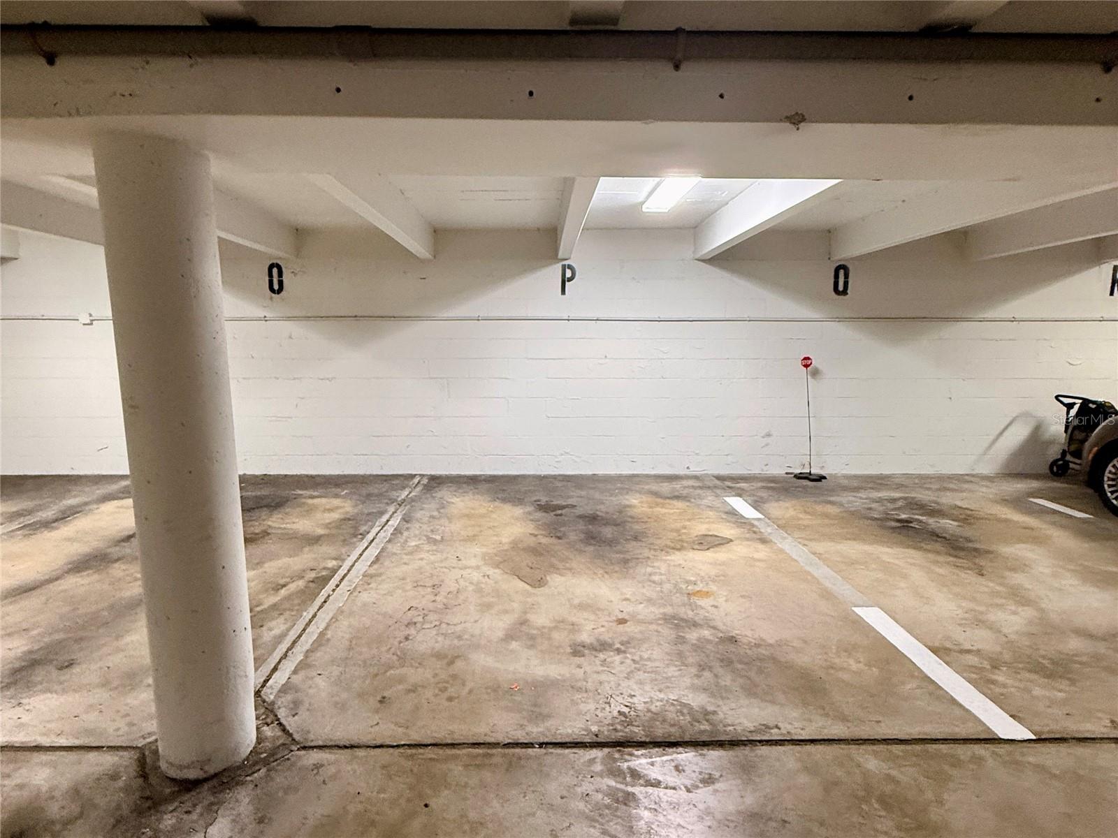 OCEAN RITZ CONDO UNIT 01 - Residential