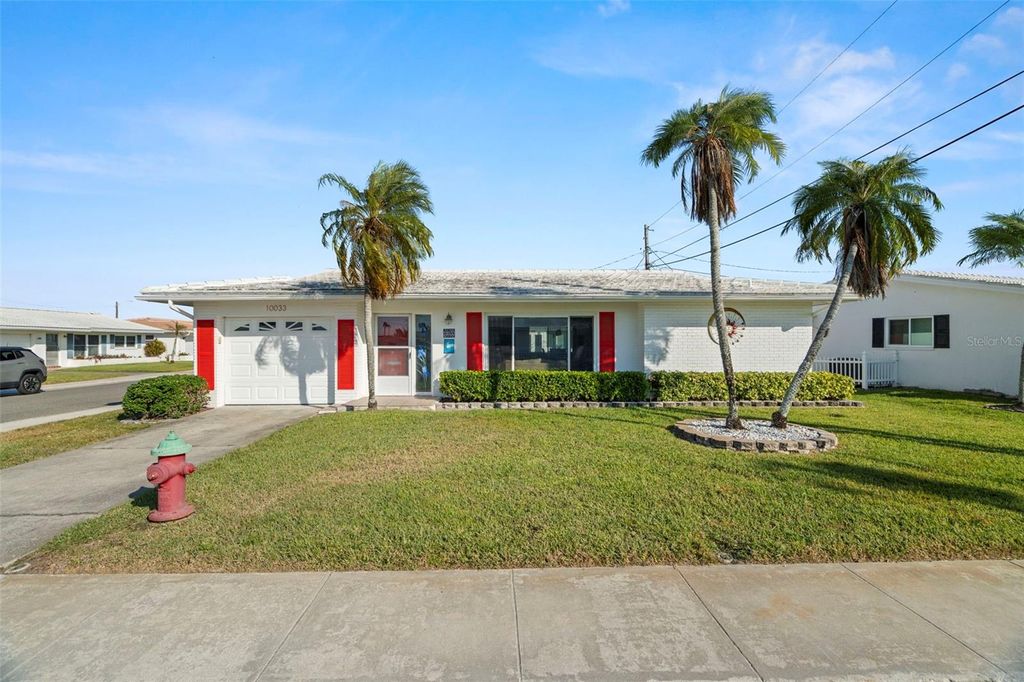 Photo of 10033 37th Way N #3, Pinellas Park, FL 33782 (MLS # TB8449224)