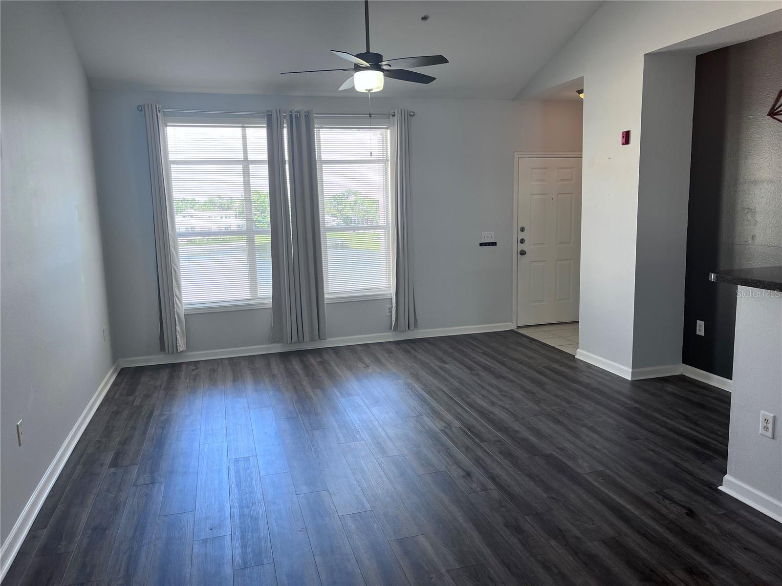 THE PALMS OF CORTEZ - Residential