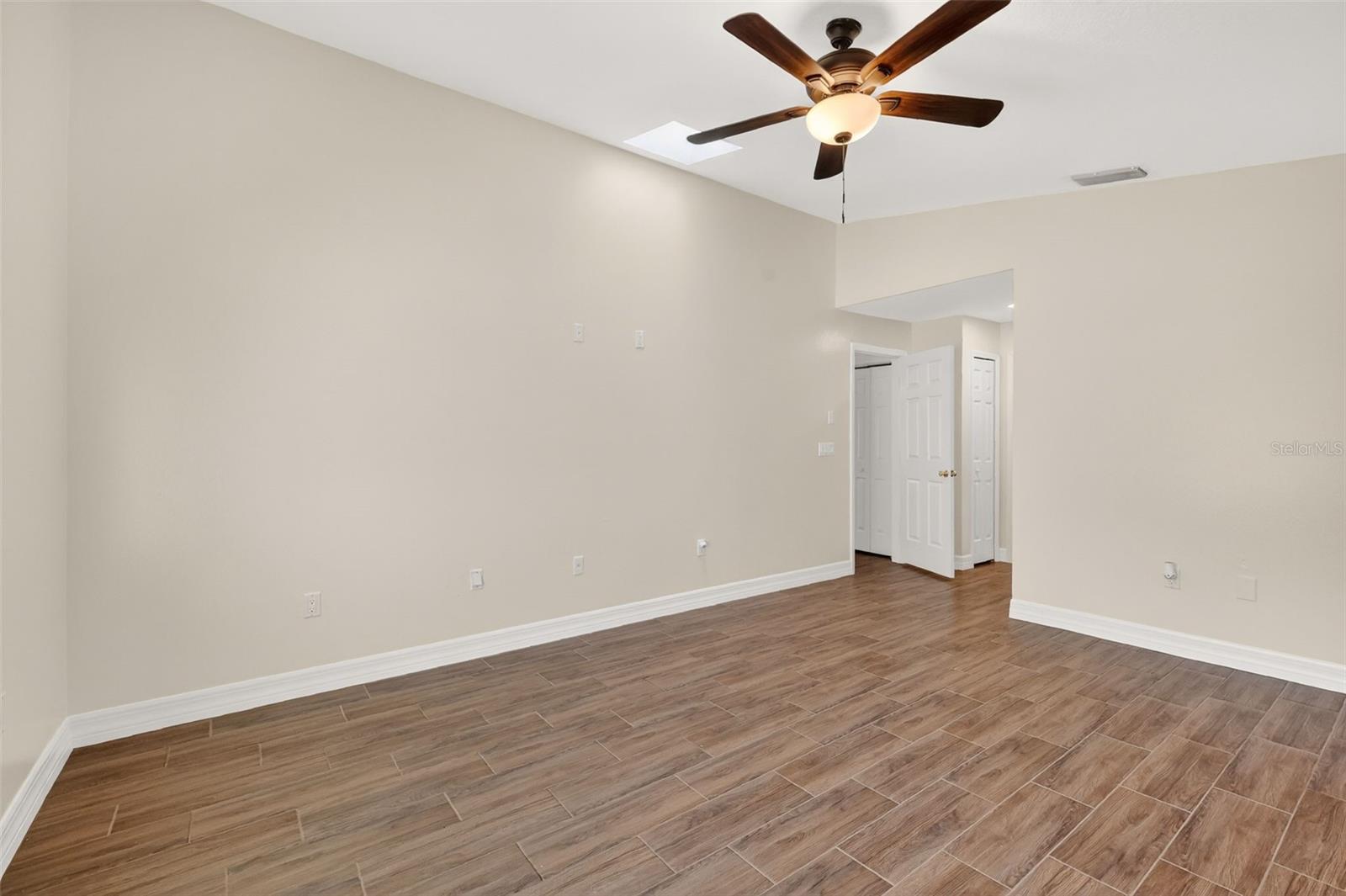 HAINES LAKE ESTATES - Residential