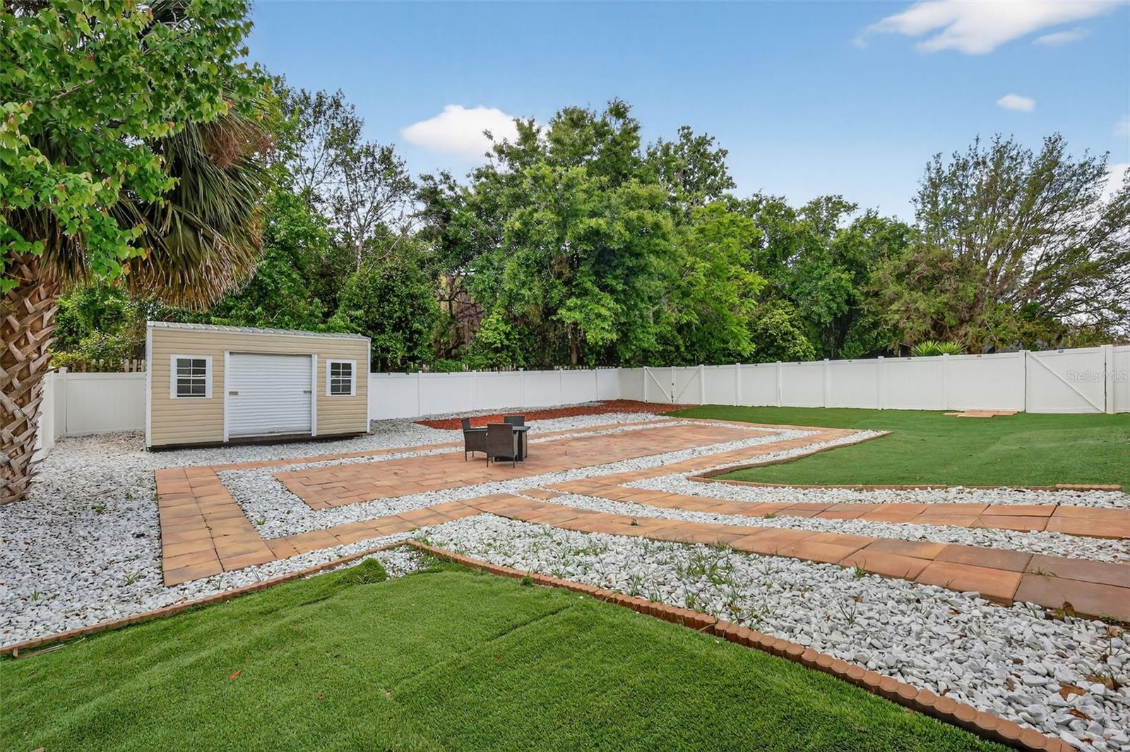 HAINES LAKE ESTATES - Residential