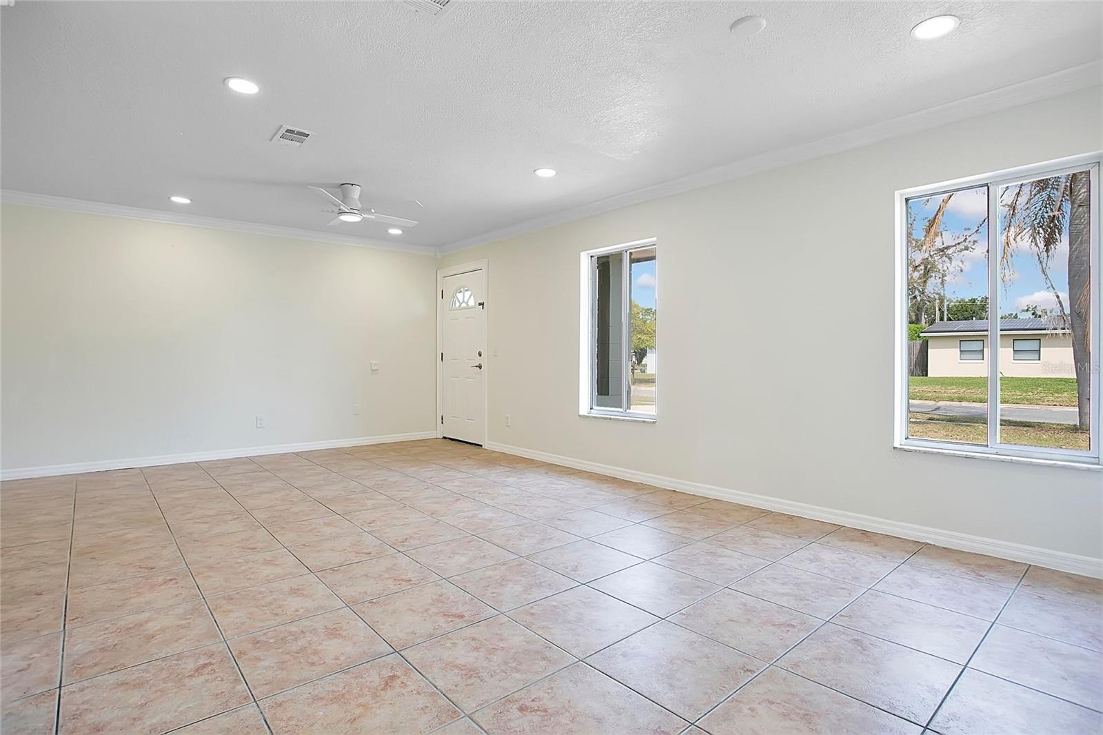 HEFTLER HOMES HOWELL PARK SEC ONE - Residential