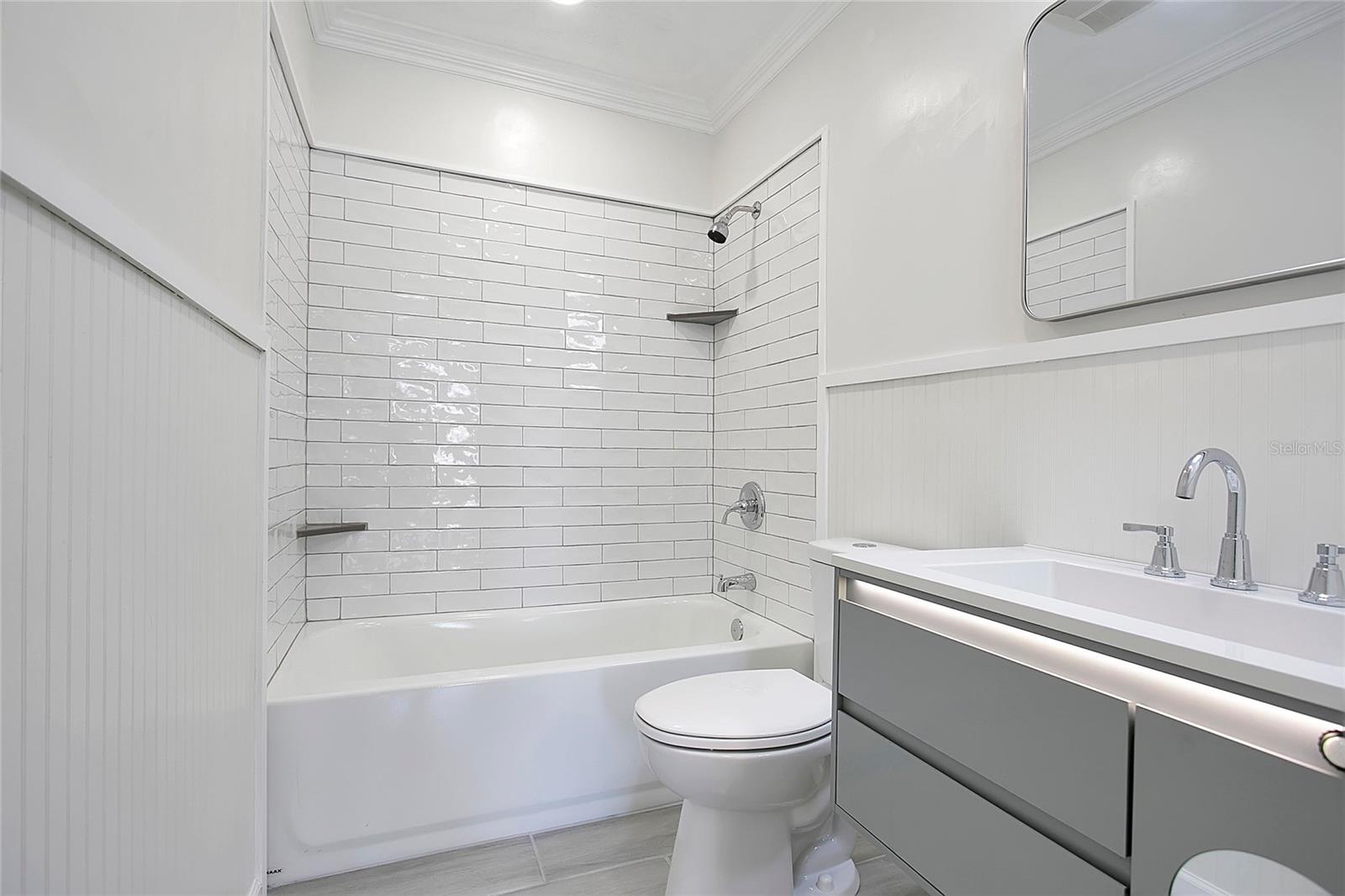 HEFTLER HOMES HOWELL PARK SEC ONE - Residential