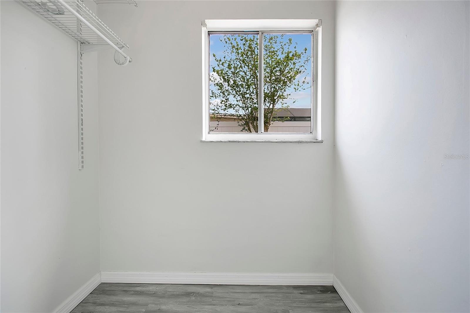 HEFTLER HOMES HOWELL PARK SEC ONE - Residential