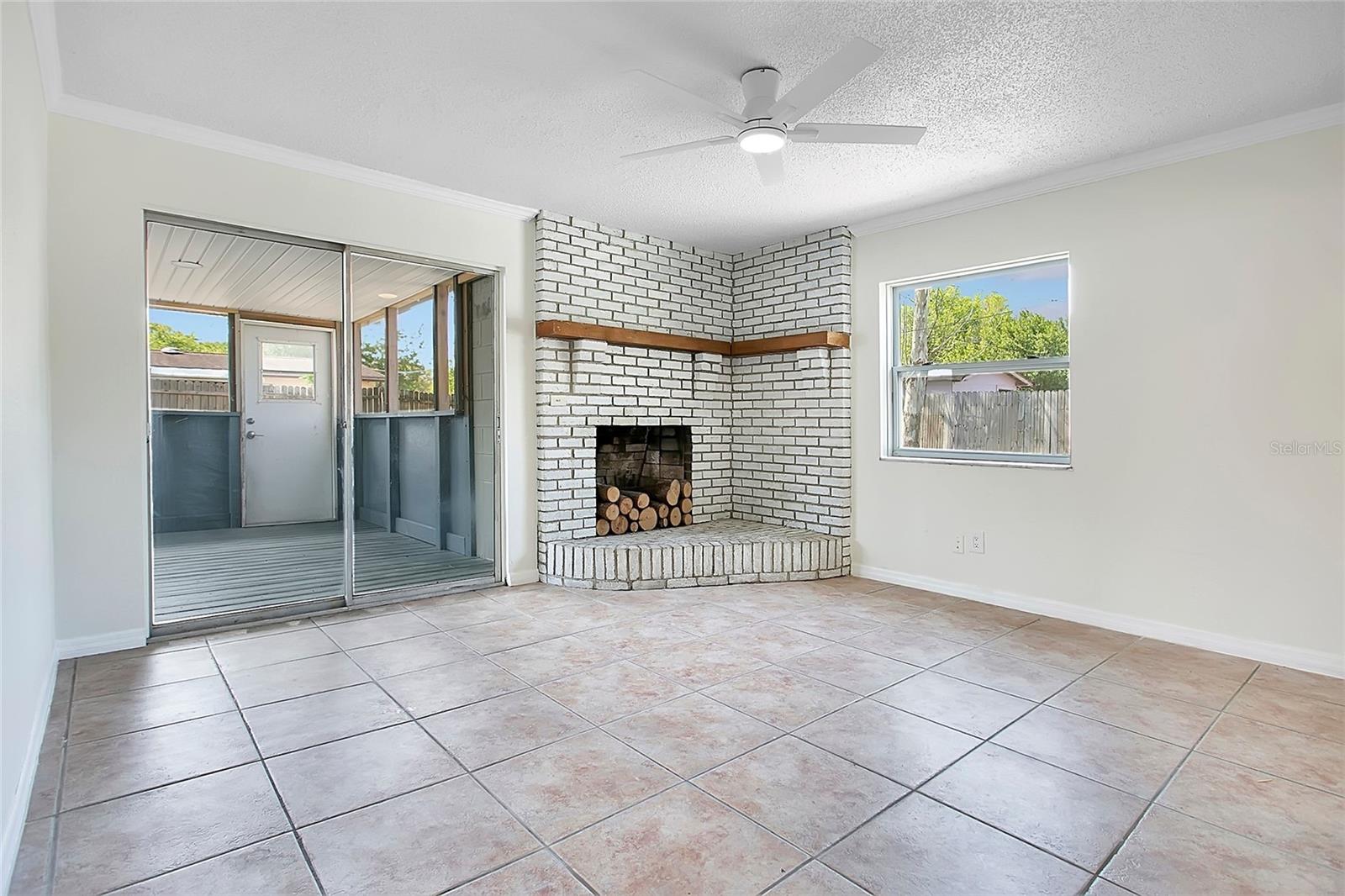 HEFTLER HOMES HOWELL PARK SEC ONE - Residential